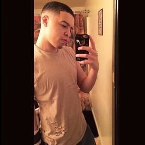 Meet your Posher, Johnathan